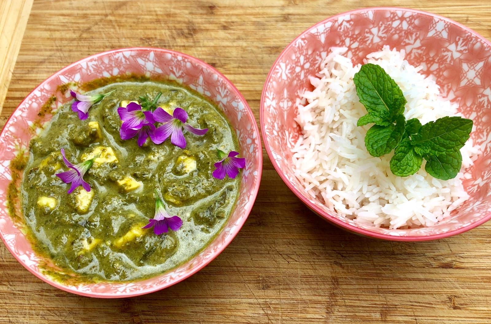 Palak Paneer (Spinach with Curd Cheese)